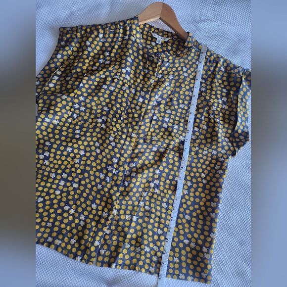 CAbi Silk Casual Button Down Shirt in Grey and Yellow - Picture 7 of 7